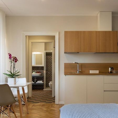Aqualago Casa Vacanze - Apartament B Verbania Exteriör bild