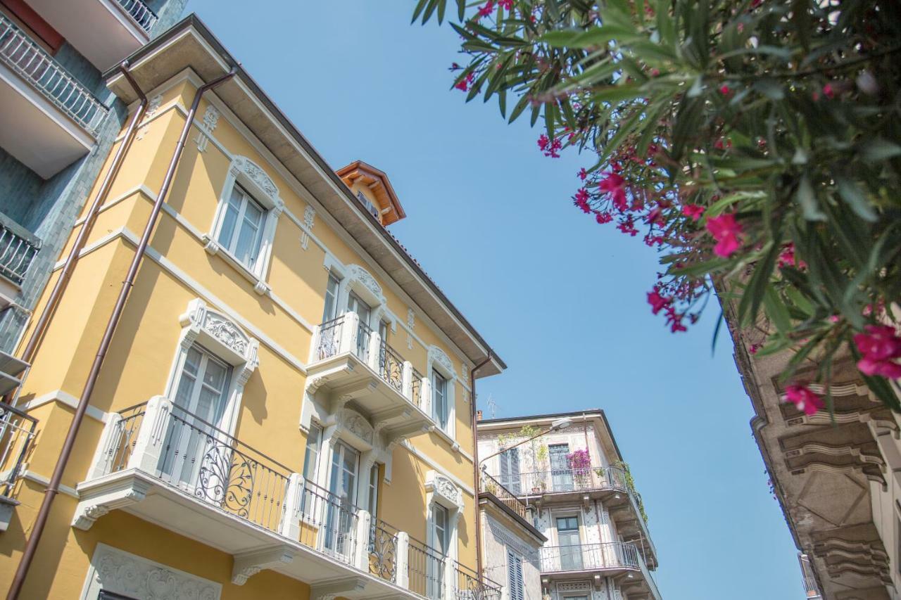 Aqualago Casa Vacanze - Apartament B Verbania Exteriör bild