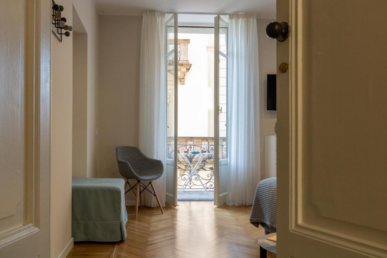Aqualago Casa Vacanze - Apartament B Verbania Exteriör bild